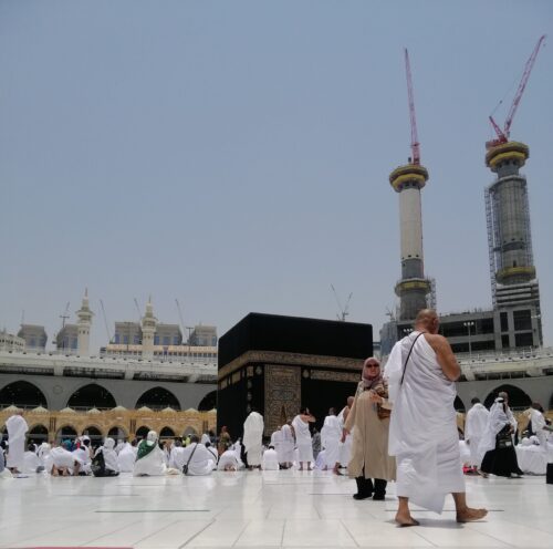What is a Mutawwif? – Your Hajj Guide